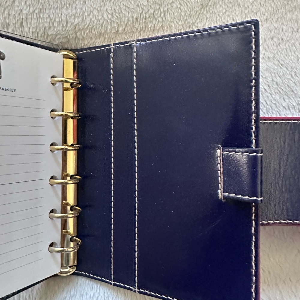 Kate Spade Small Vintage Organizer - Picture 5 of 5